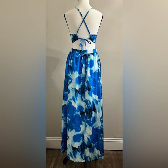 Blue White Cut Out Maxi Dress - NWOT - Picture 5 of 6